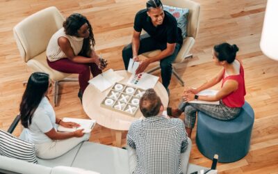 Employee Listening: Benefits, Tactics, & Best Practices (Free Template)